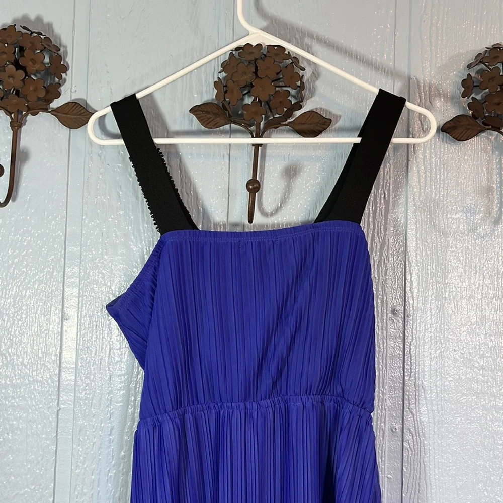 Trixie brand dress - Picture 5 of 7
